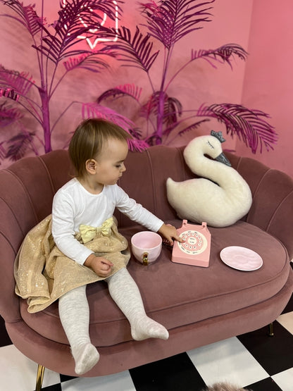 Brinquedo macio em forma de cisne, feito à mão