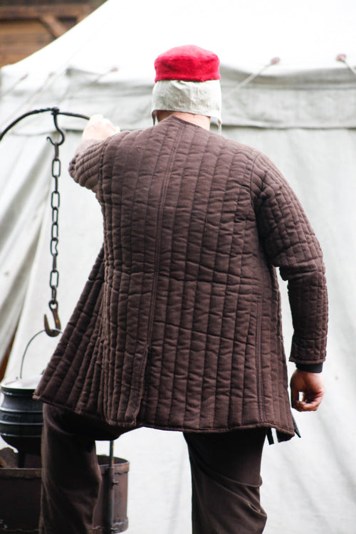 Gambeson Sturmeck Castanho